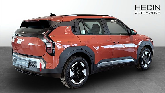 Kia EV3 10 of 12