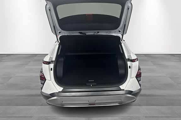 Hyundai Kona 8 of 8