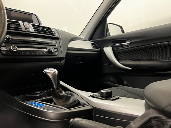 BMW 118d 8 of 13