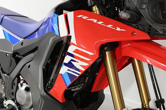 Honda CRF 300 Rally 4 of 8