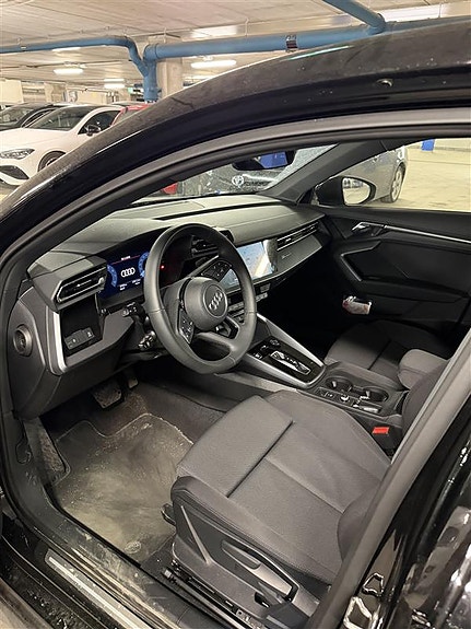 Audi A3 4 of 9