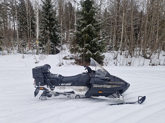 Ski-Doo 500F Touring - Elstart/back -477kr/mån - Byte Förslag 2 of 9