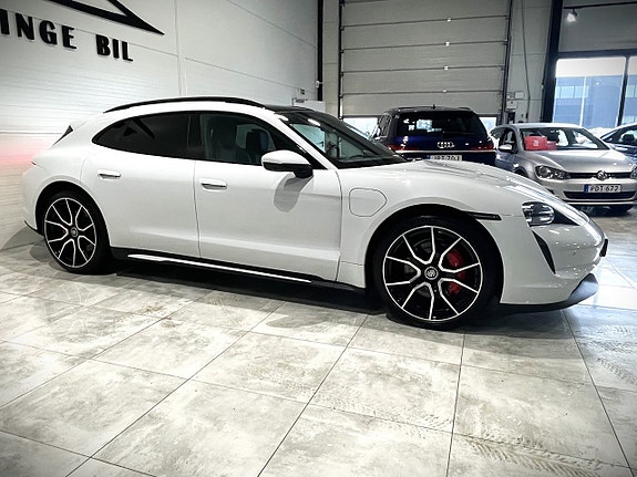 Porsche Taycan 2 of 5