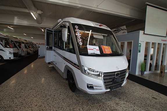 Carthago C-line I 5.9 XL LE, Mercedes 2 of 17
