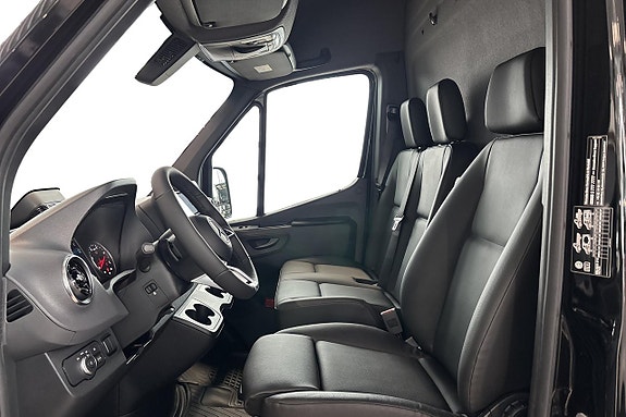 Mercedes-Benz Sprinter 317 9 of 15