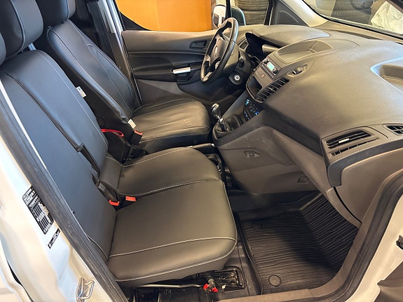 Ford Transit Connect 6 of 9