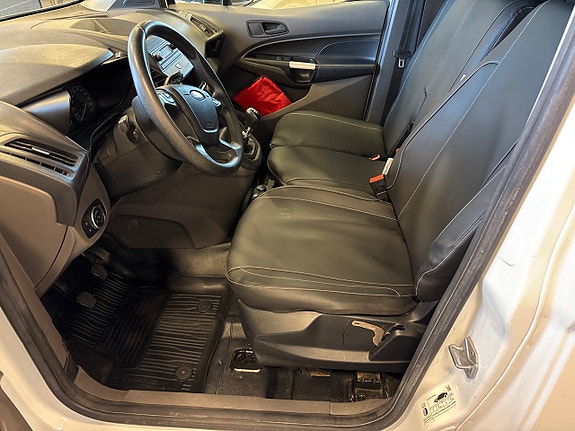 Ford Transit Connect 5 of 5