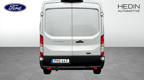 Ford Transit 7 of 9