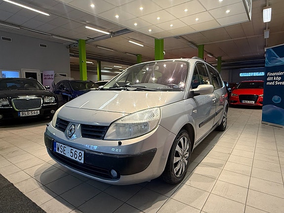 Renault Grand Scenic II 3 of 5