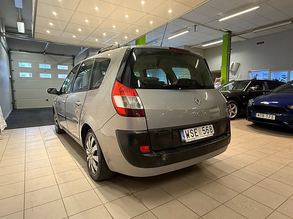 Renault Grand Scenic II 6 of 13