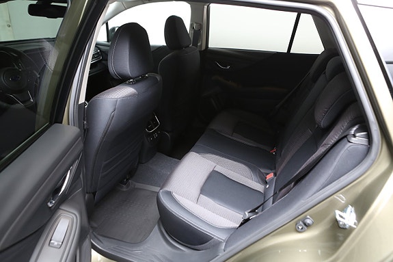 Subaru Outback 9 of 23