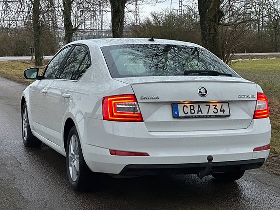 Skoda Octavia 6 of 17