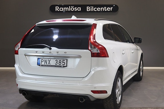 Volvo XC60 7 of 29
