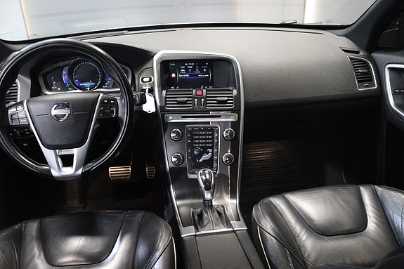 Volvo XC60 23 of 29