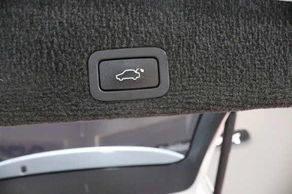 Volvo XC60 17 of 29