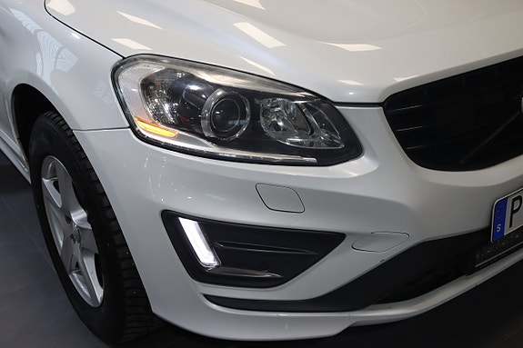 Volvo XC60 6 of 29