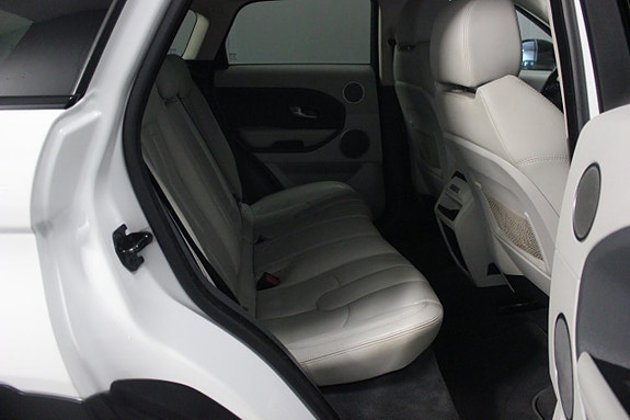 Land Rover Range Rover Evoque 12 of 24
