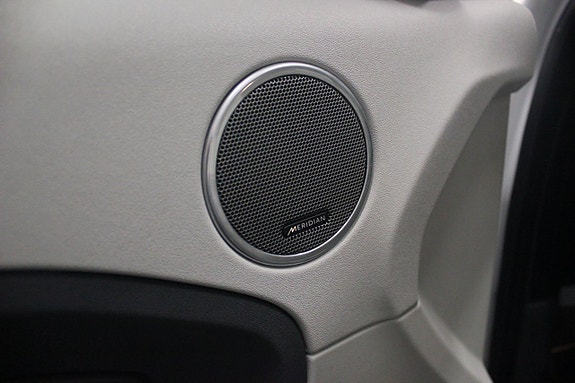 Land Rover Range Rover Evoque 22 of 24