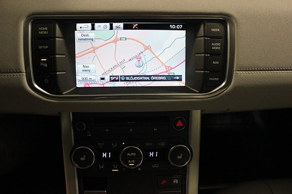 Land Rover Range Rover Evoque 17 of 24