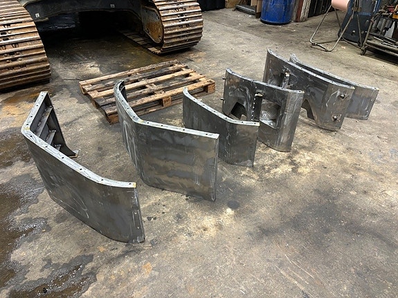 Nya Skärmar Volvo E & F Lastmaskiner