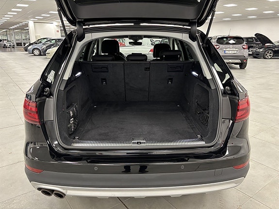Audi A4 allroad 4 of 5