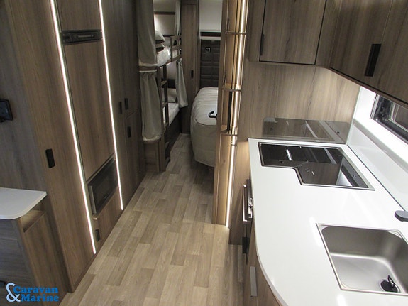 Kabe Safir 600 GLE KS /Alde/Våningssäng/Ugn/Micro 13 of 17