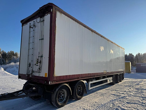 Lipe Sidöppning och bakre lossning 90 m3