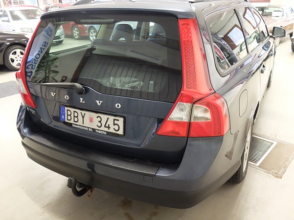 Volvo V70 6 of 11