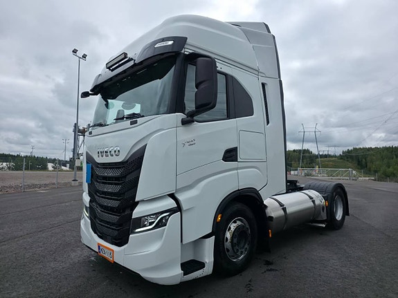Iveco S-Way 460 4x2 LNG / LBG