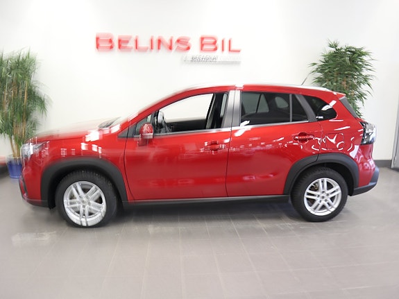 Suzuki S-Cross 2 of 5