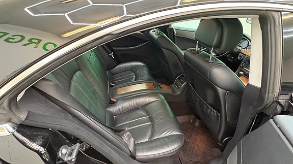Mercedes-Benz CLS350 12 of 12