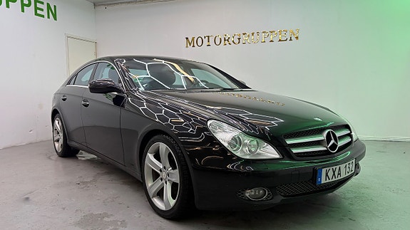 Mercedes-Benz CLS350 4 of 5