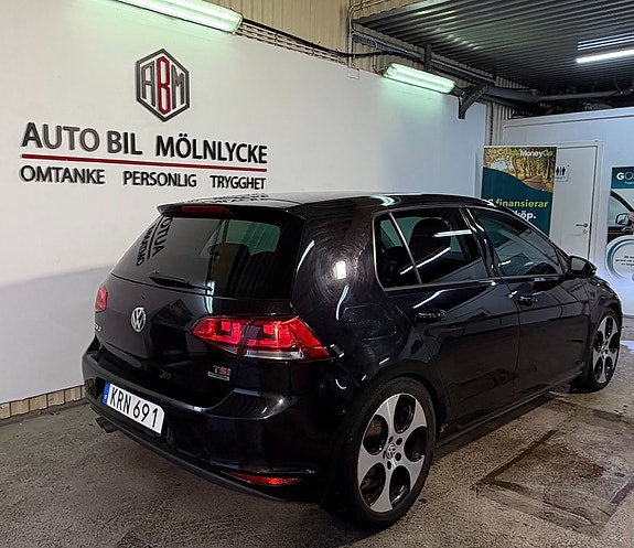 Volkswagen Golf-Serie 10 of 13