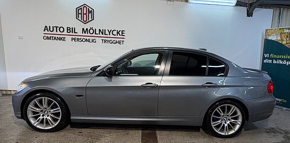 BMW 320 3 of 5