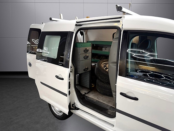 Volkswagen Caddy 12 of 12