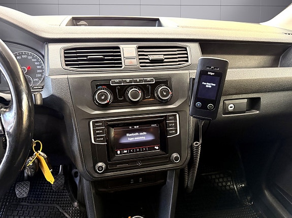 Volkswagen Caddy 10 of 12