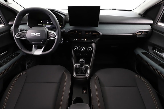 Dacia Sandero 9 of 15