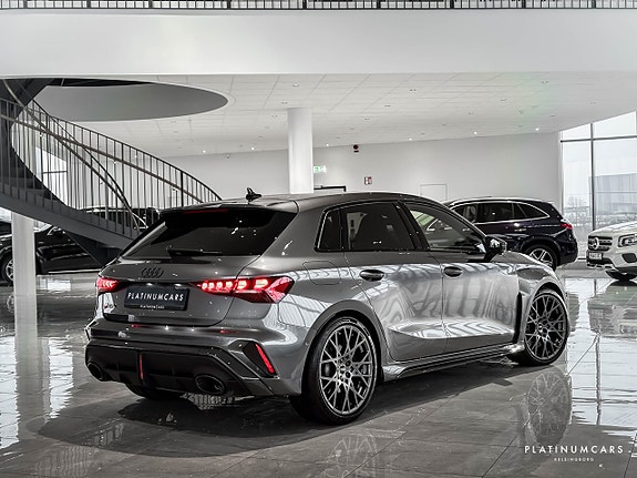 Audi RS3 2 of 5