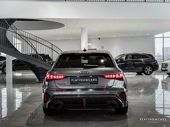 Audi RS3 4 of 5