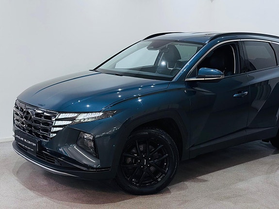 Hyundai Tucson 2 of 5