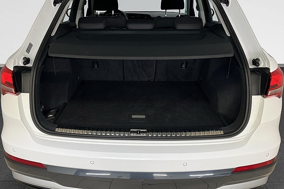 Audi Q3 5 of 5