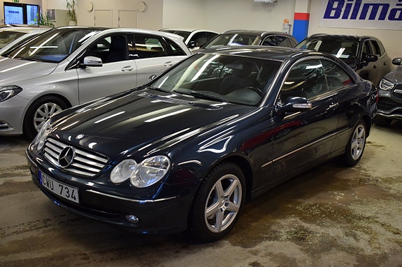 Mercedes-Benz CLK240 3 of 5