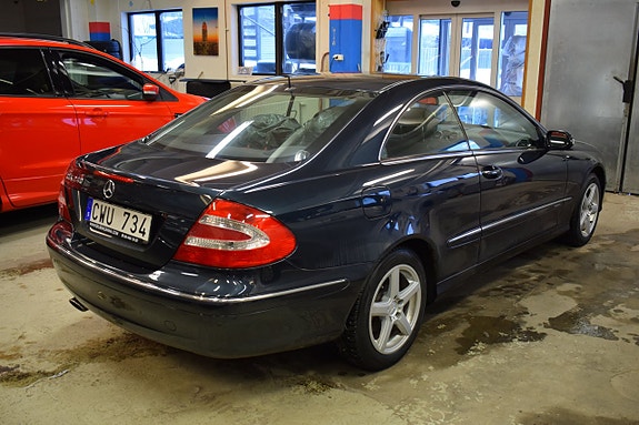 Mercedes-Benz CLK240 5 of 5
