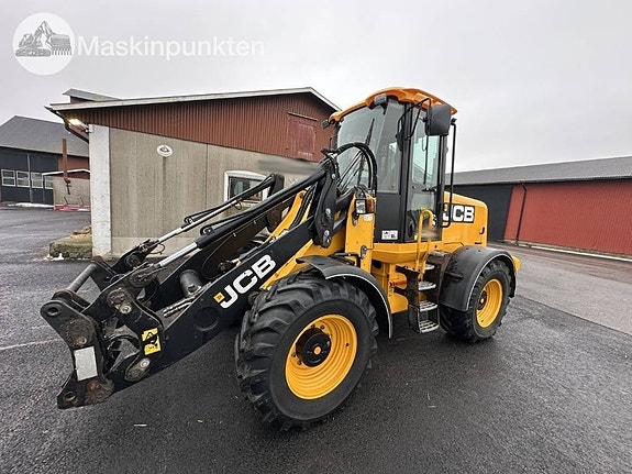 JCB 411 HT