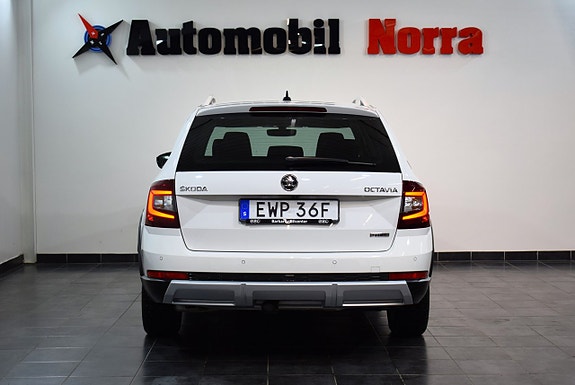 Skoda Octavia Scout 5 of 5