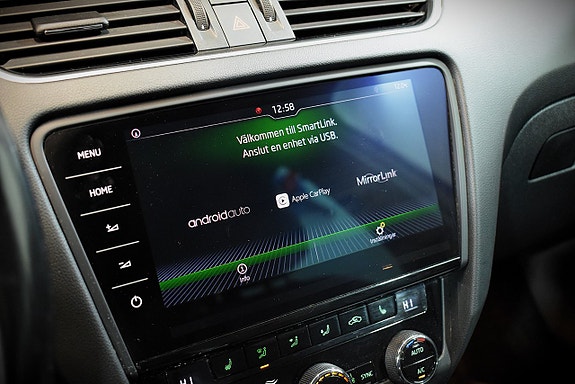 Skoda Octavia Scout 15 of 26