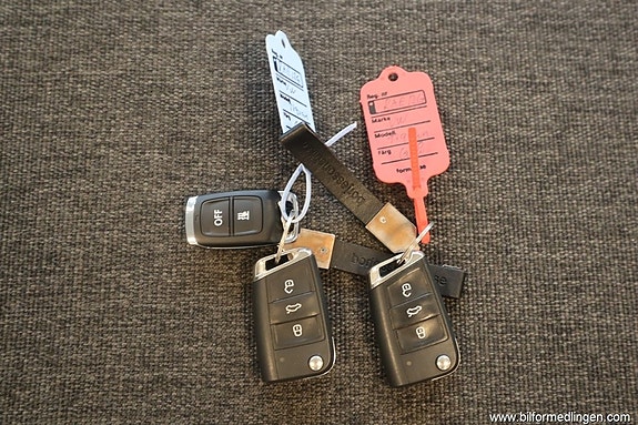 Volkswagen Tiguan Allspace 23 of 26