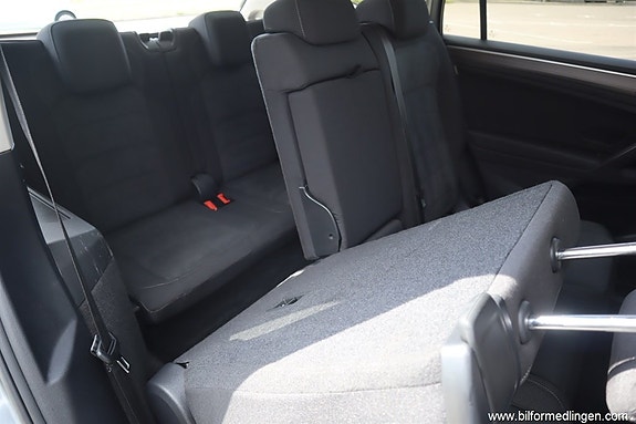 Volkswagen Tiguan Allspace 5 of 5