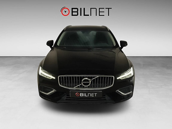 Volvo V60 8 of 29