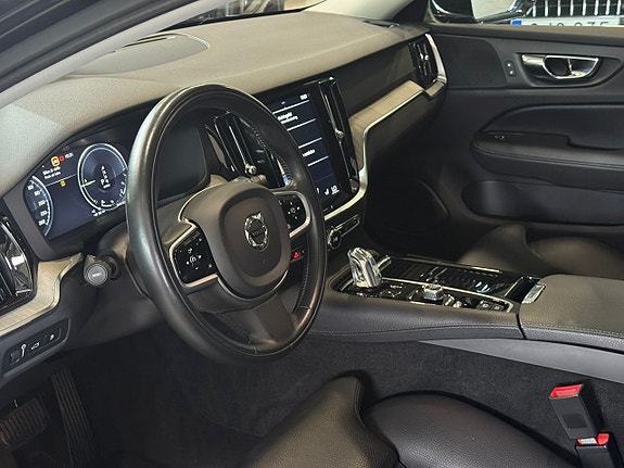 Volvo V60 10 of 29